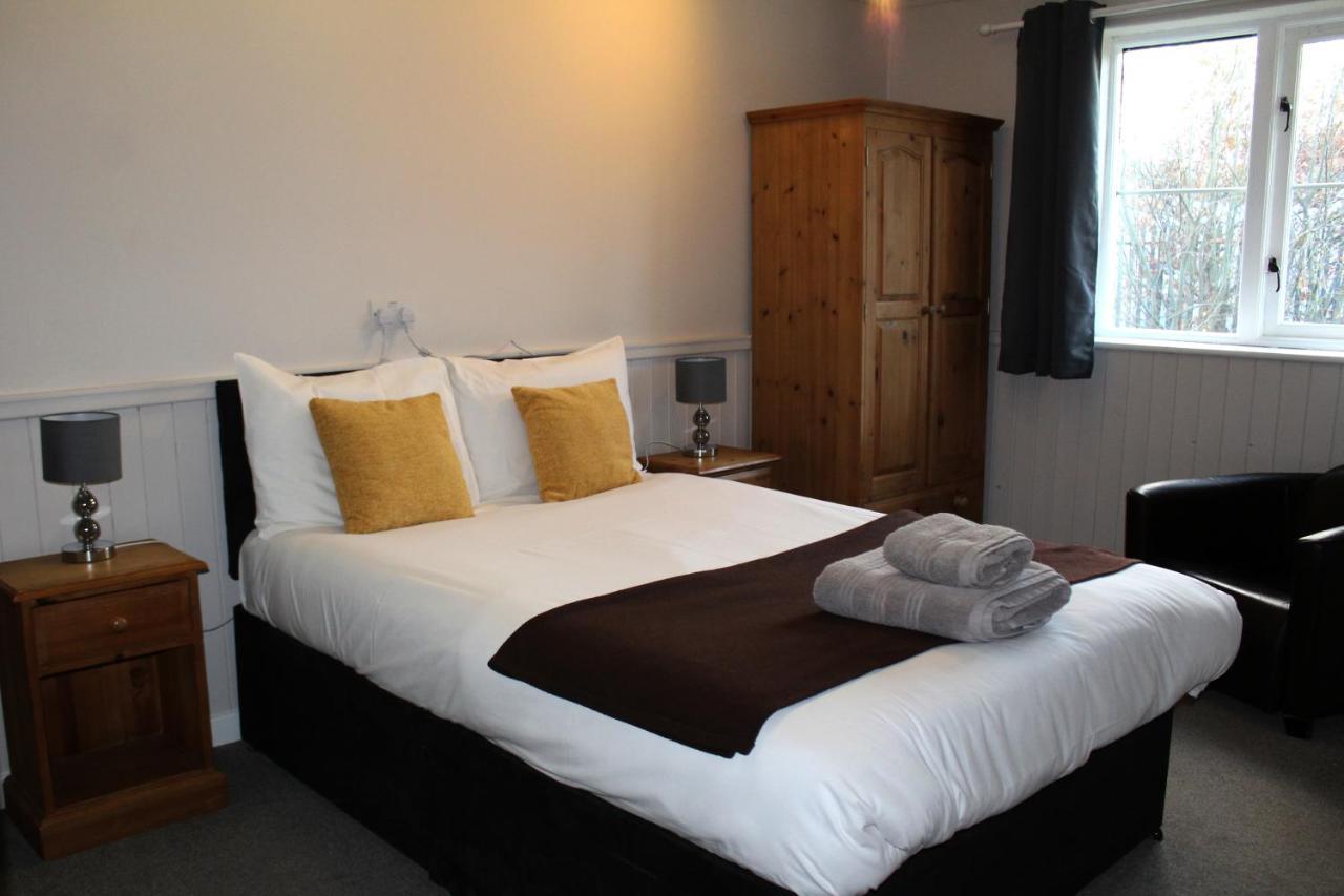 Dog And Partridge Hotel